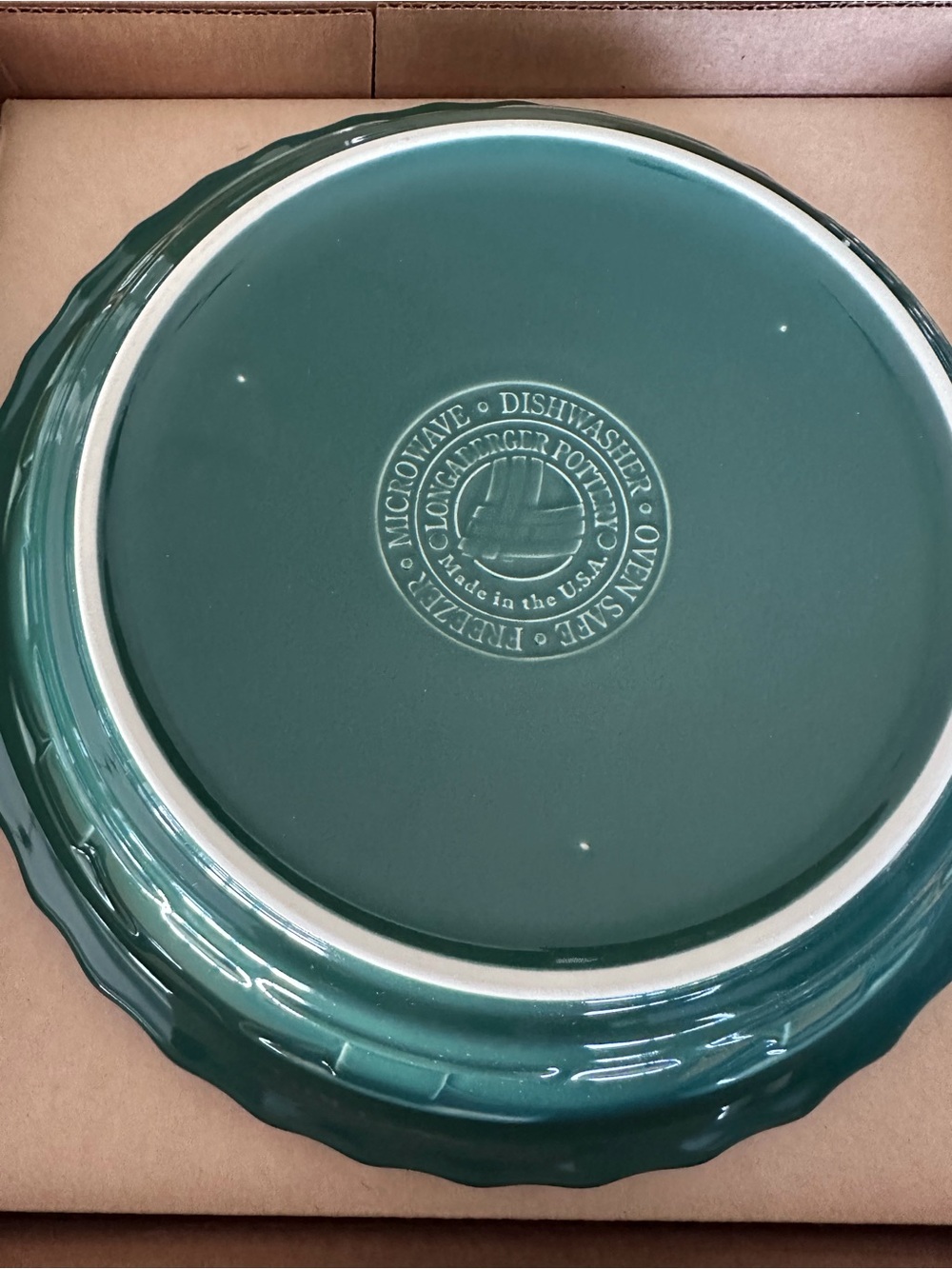 Longaberger Pottery Grandma Bonnie’s Pie Plate - Ivy - brand new - Picture 2 of 4
